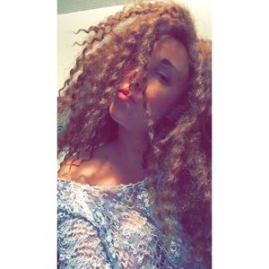 AFRO CURLY HAIR WIGS // TWO COLORS AVAILABLE